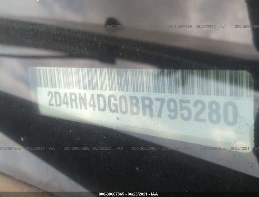 2D4RN4DG0BR795280