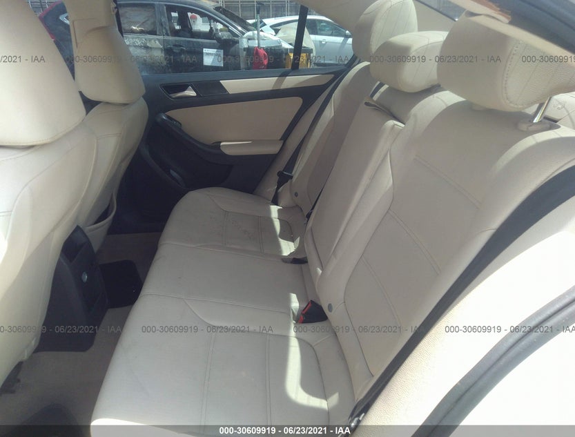 3VWDP7AJ2CM312185