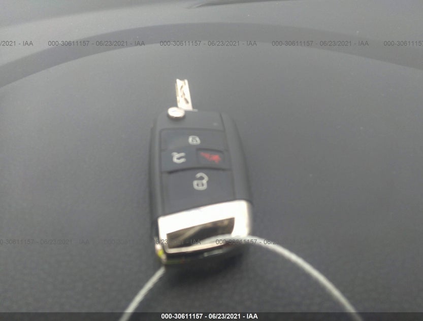 3VW5T7AU0MM009790