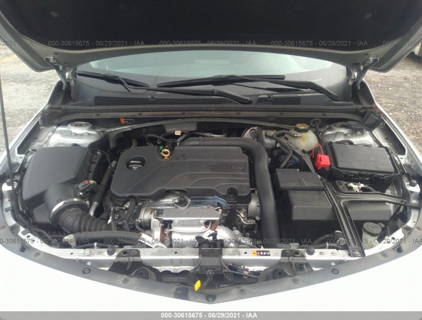 1G1ZB5ST4JF206404