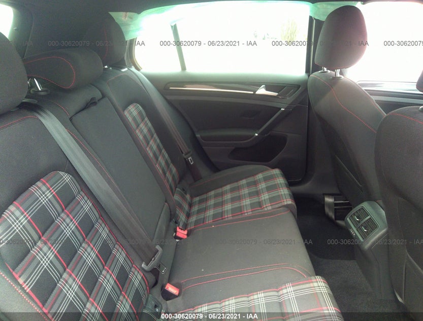 3VW5T7AUXHM059943