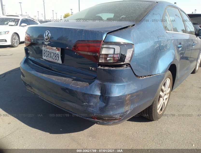 3VW2B7AJ0HM367800
