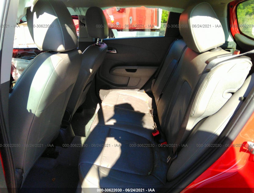 1G1JE6SB4F4105884