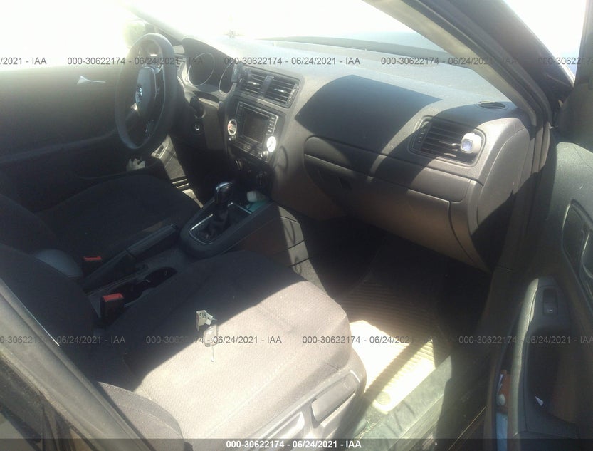 3VW267AJ6GM385530