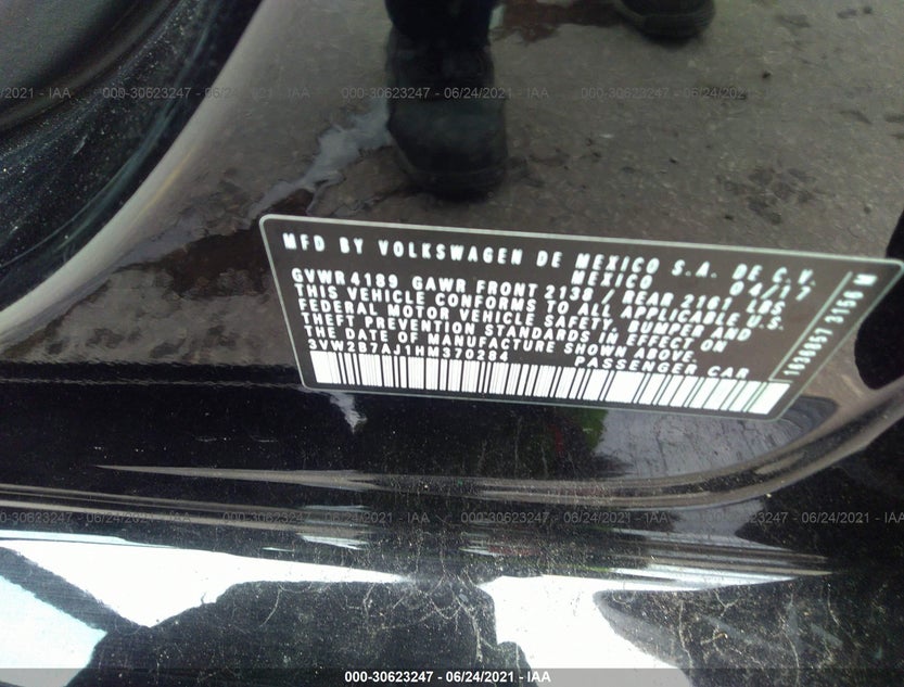 3VW2B7AJ1HM370284