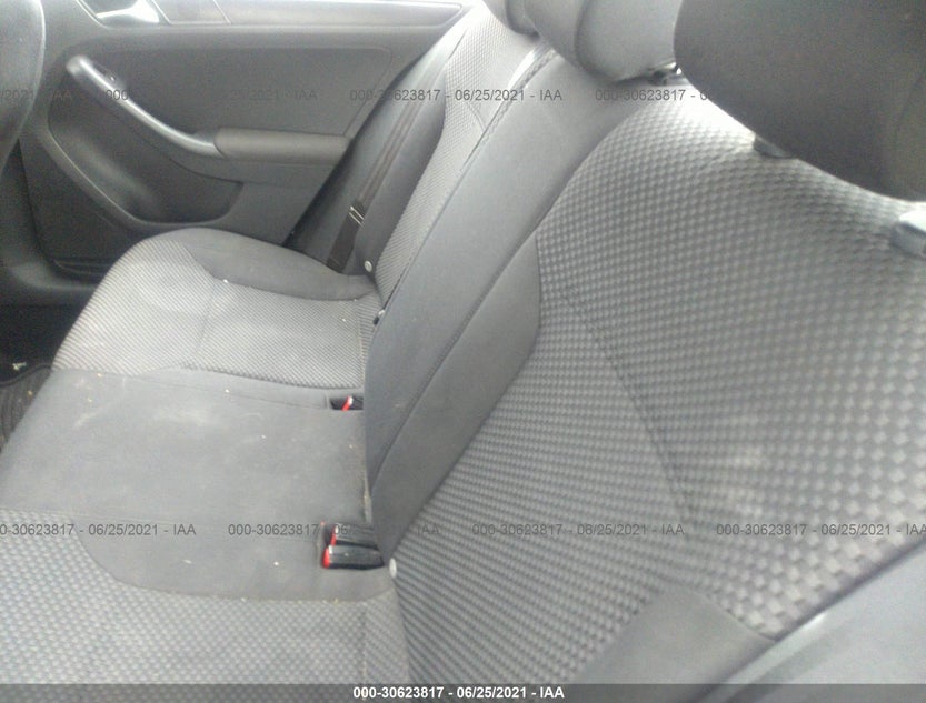 3VW1K7AJXCM333223