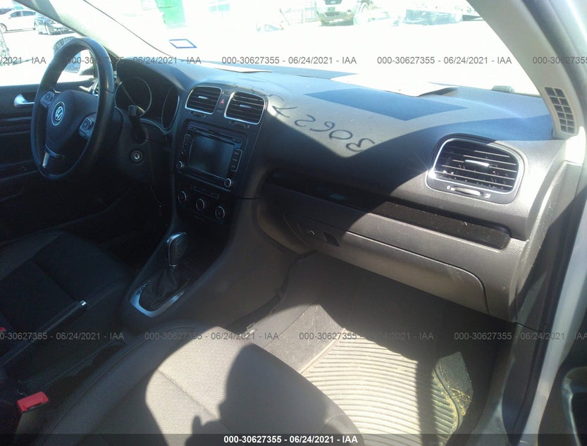 3VWPL7AJ9DM613384