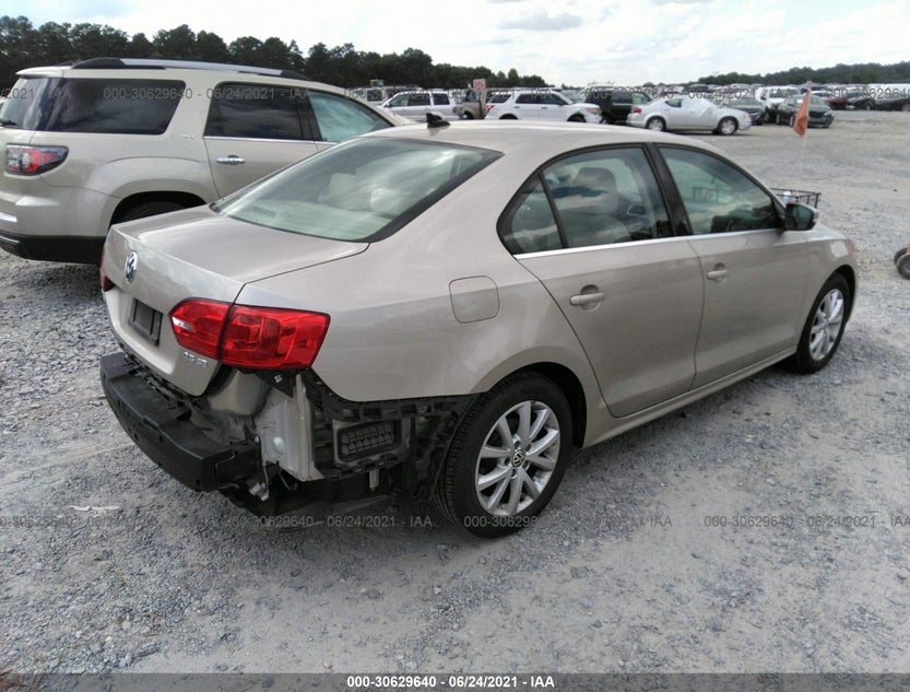 3VWDX7AJ7DM205148