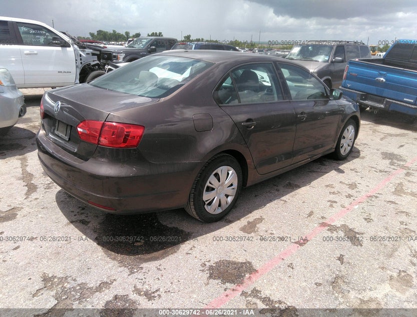 3VW2K7AJ8BM325236
