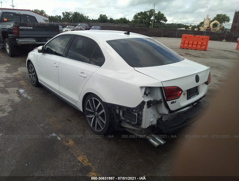 3VW4S7AJ7EM213010