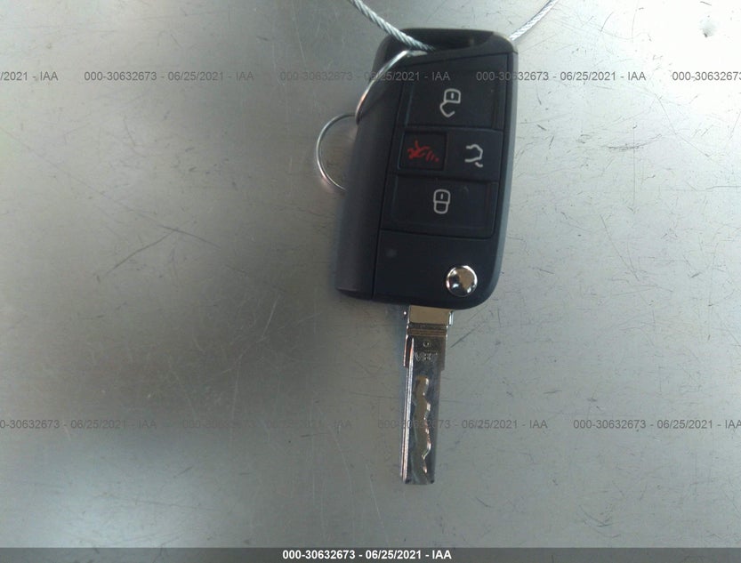 3VW017AU9HM510179