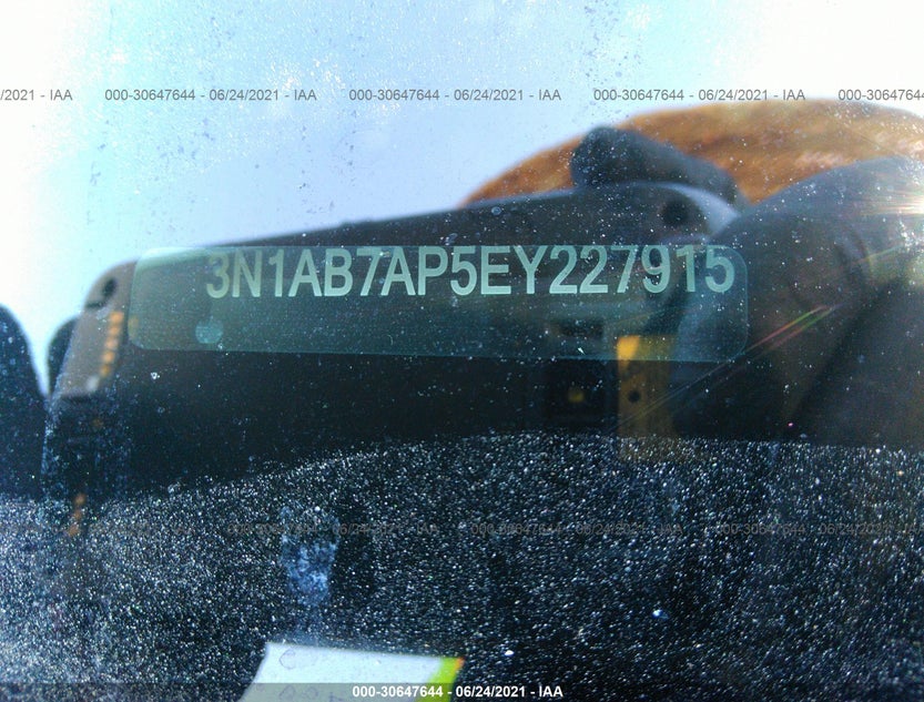 3N1AB7AP5EY227915