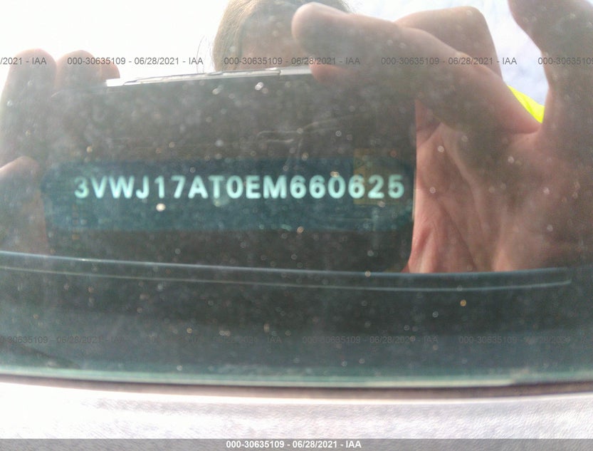 3VWJ17AT0EM660625