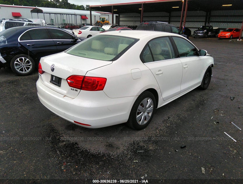 3VWDP7AJ1DM298202