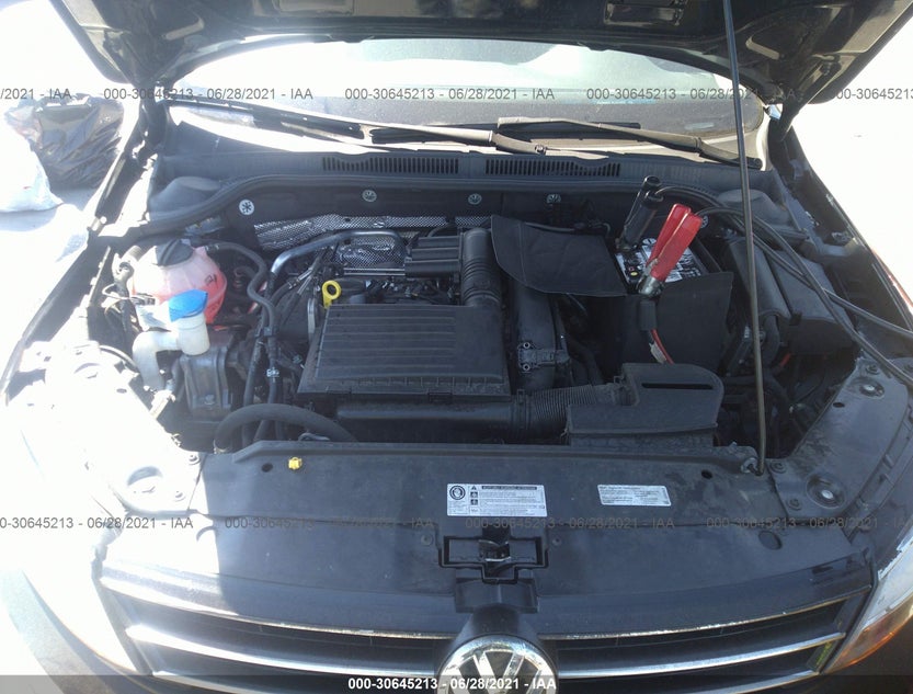 3VW2B7AJ8HM300359