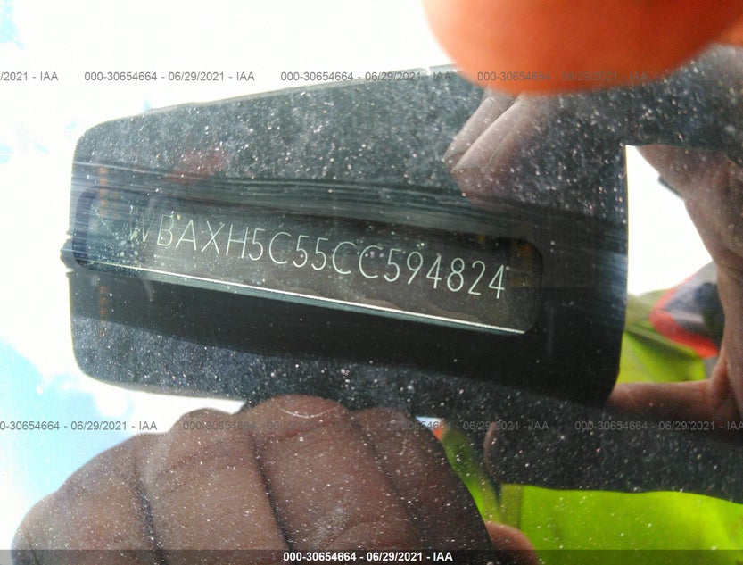 WBAXH5C55CC594824