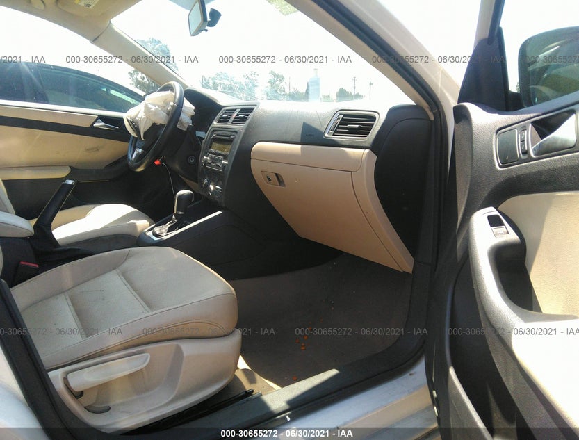 3VWDX7AJ9BM330973