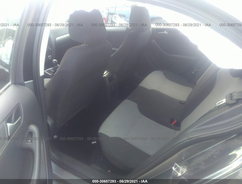 3VW167AJ8HM365938