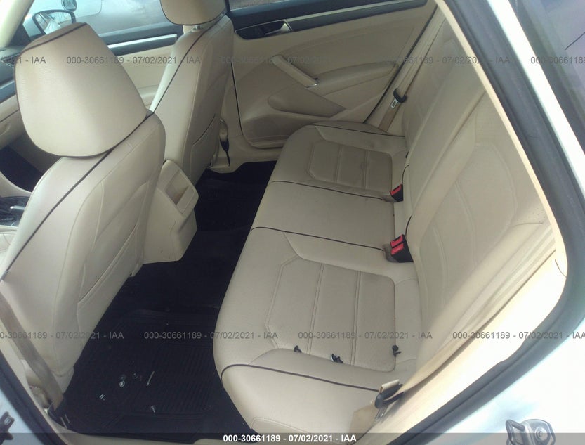 1VWDT7A31HC081821