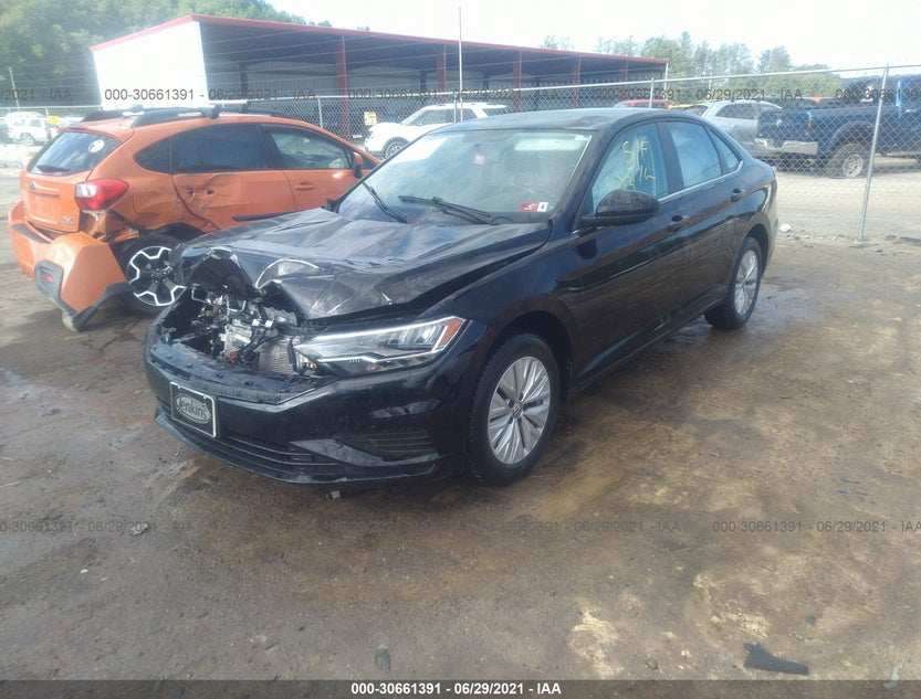 3VWCB7BU5KM127811