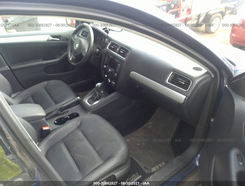 3VWLP7AJ2CM309816