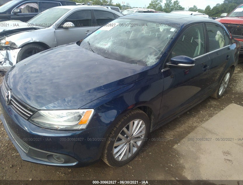 3VWLP7AJ2CM309816