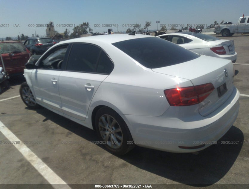 3VWD17AJ4FM275940