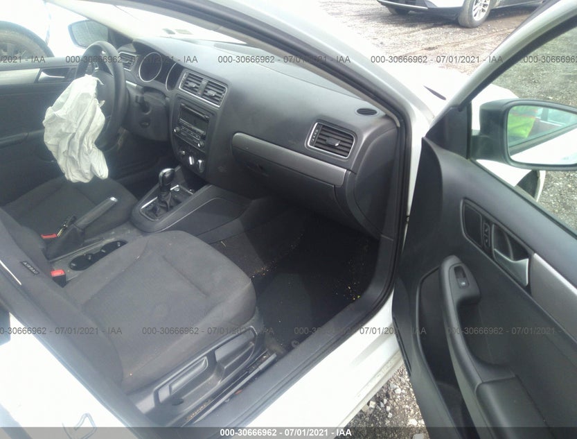 3VWD17AJ4FM352533