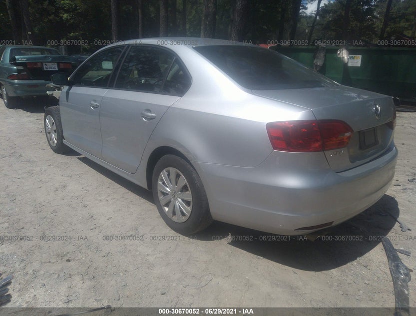 3VW2K7AJ4EM252712