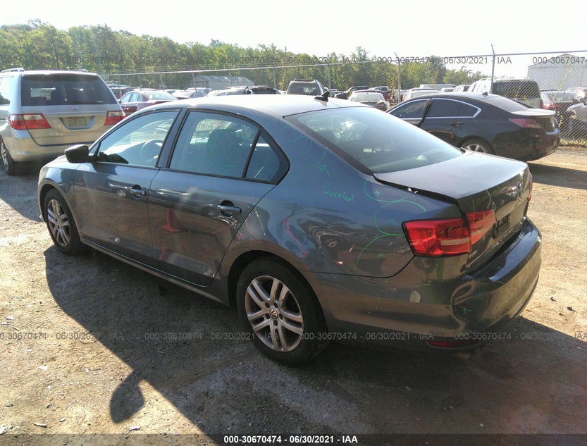 3VW2K7AJ1FM232581