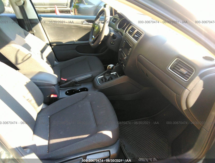 3VW2K7AJ1FM232581