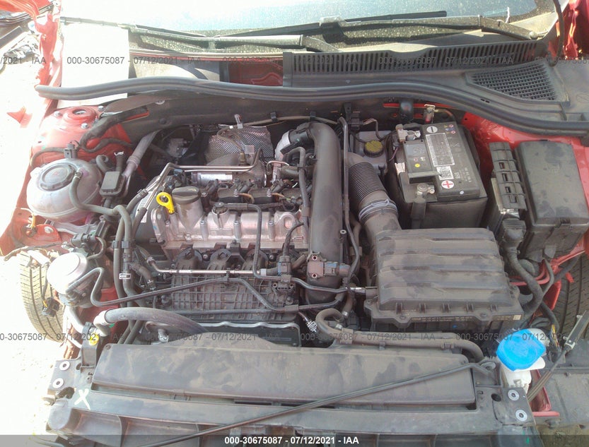 3VWCB7BU8LM053575