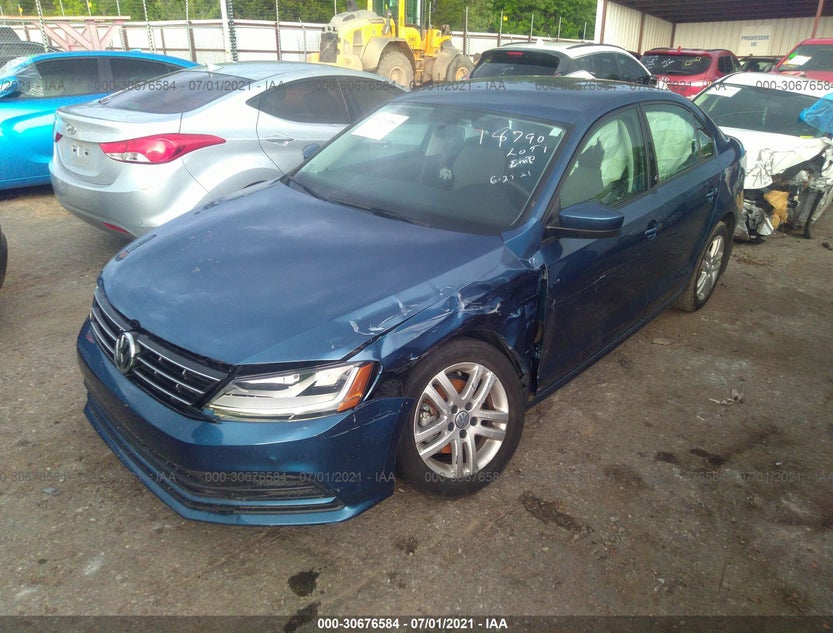 3VW2B7AJ5JM218790