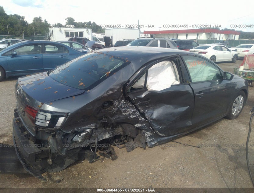 3VW267AJ2GM349981