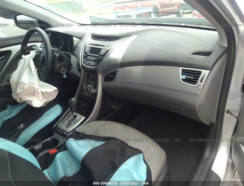 5NPDH4AE8DH415023