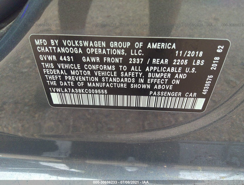1VWLA7A38KC009555