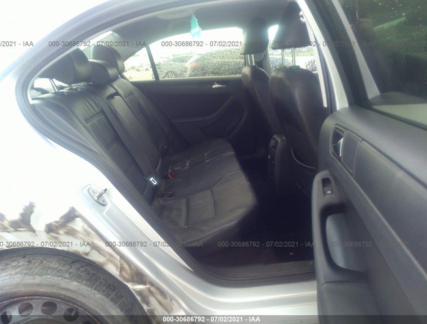 3VWDX7AJ1BM119542