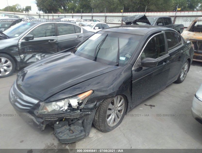 1HGCP2F81CA201665
