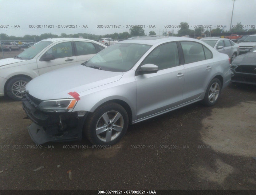3VWLL7AJ8CM362550