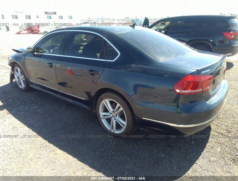 1VWBN7A30CC015710