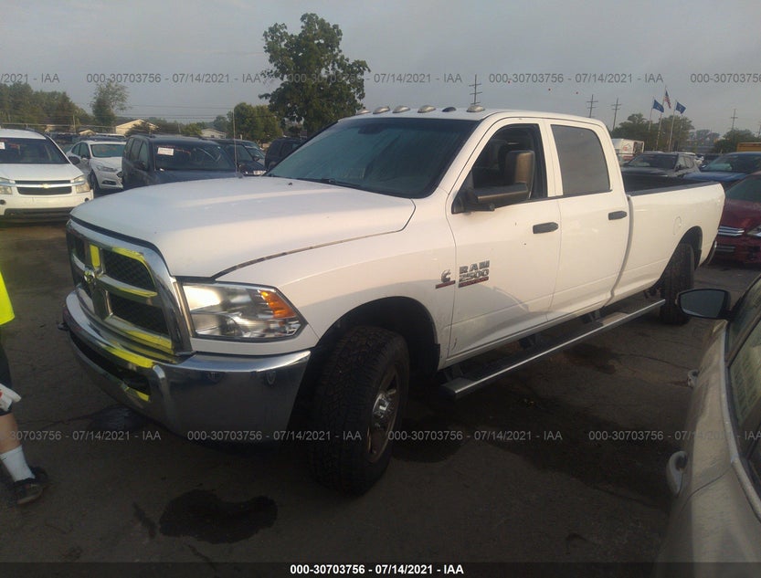 3C6UR5HL8GG223001