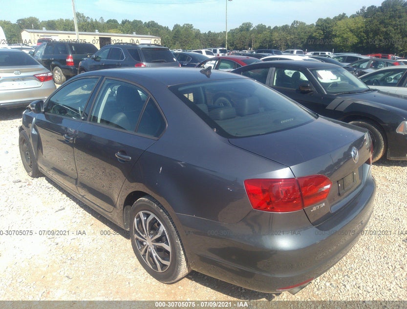 3VWD17AJ2EM360418