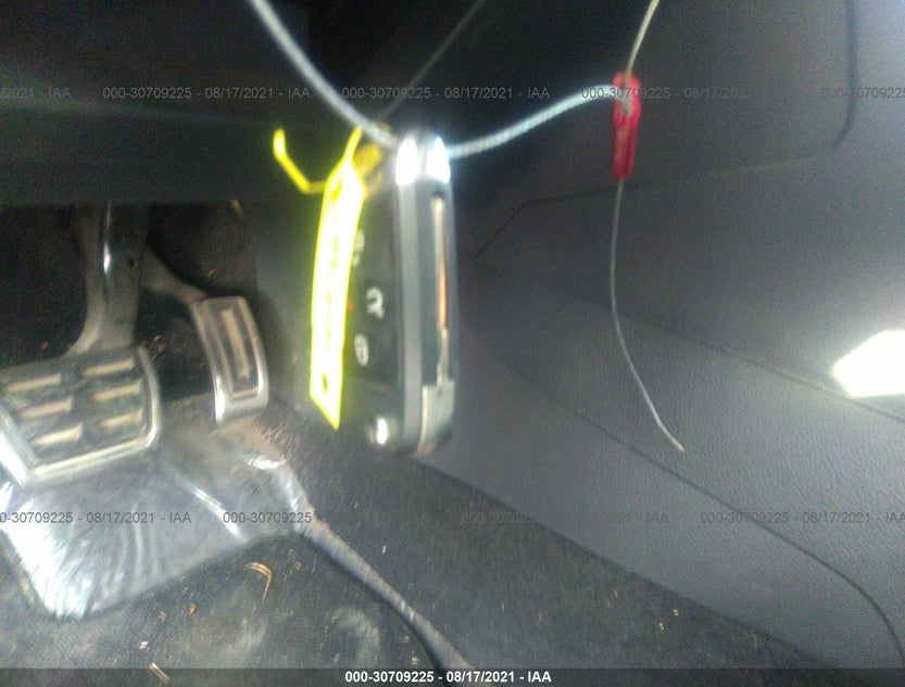 3VW4T7AU6GM002990