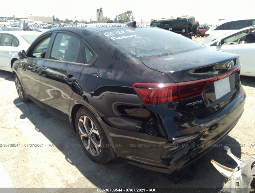 3KPF24AD9LE200223