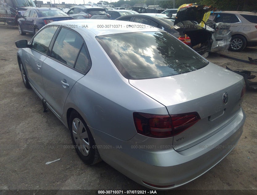 3VW267AJXGM270882