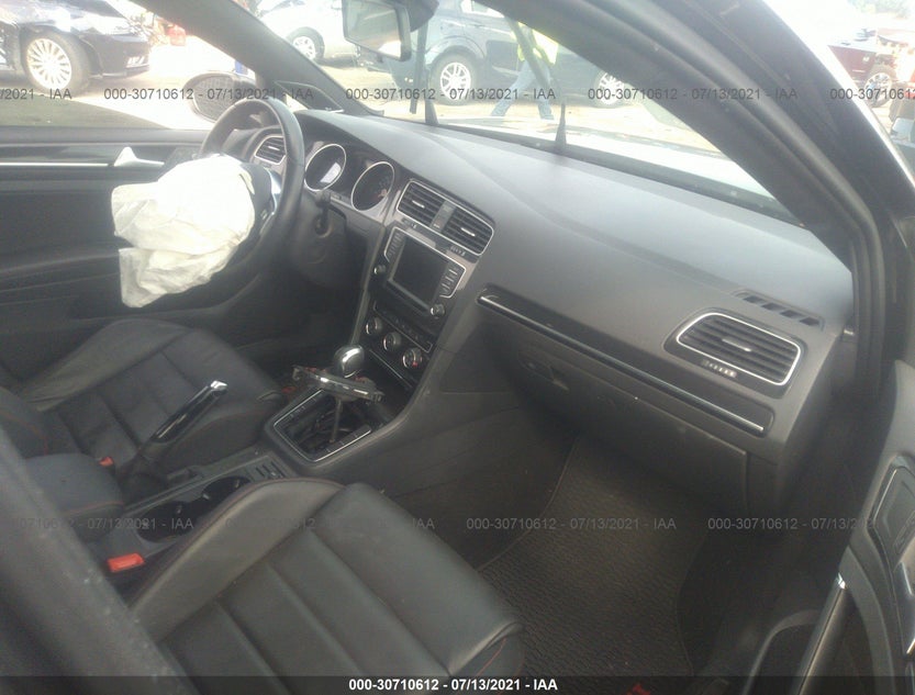 3VW4T7AU4GM015141