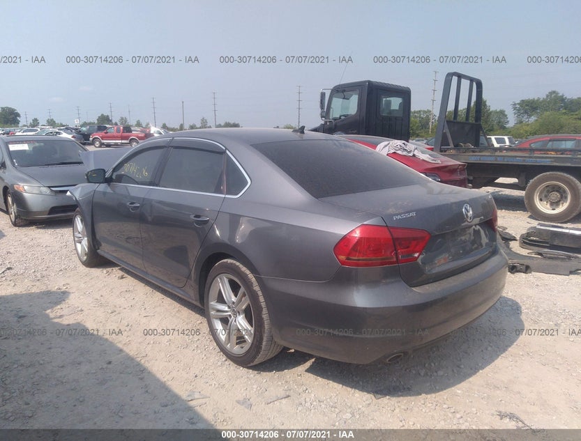 1VWBN7A33EC093613