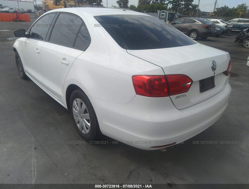 3VW2K7AJ9DM401209