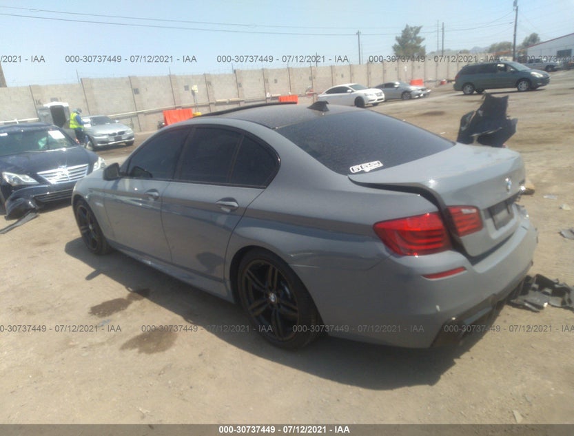 WBAFR7C53DC820977