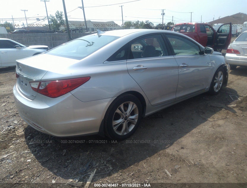 5NPEC4AC2BH130008